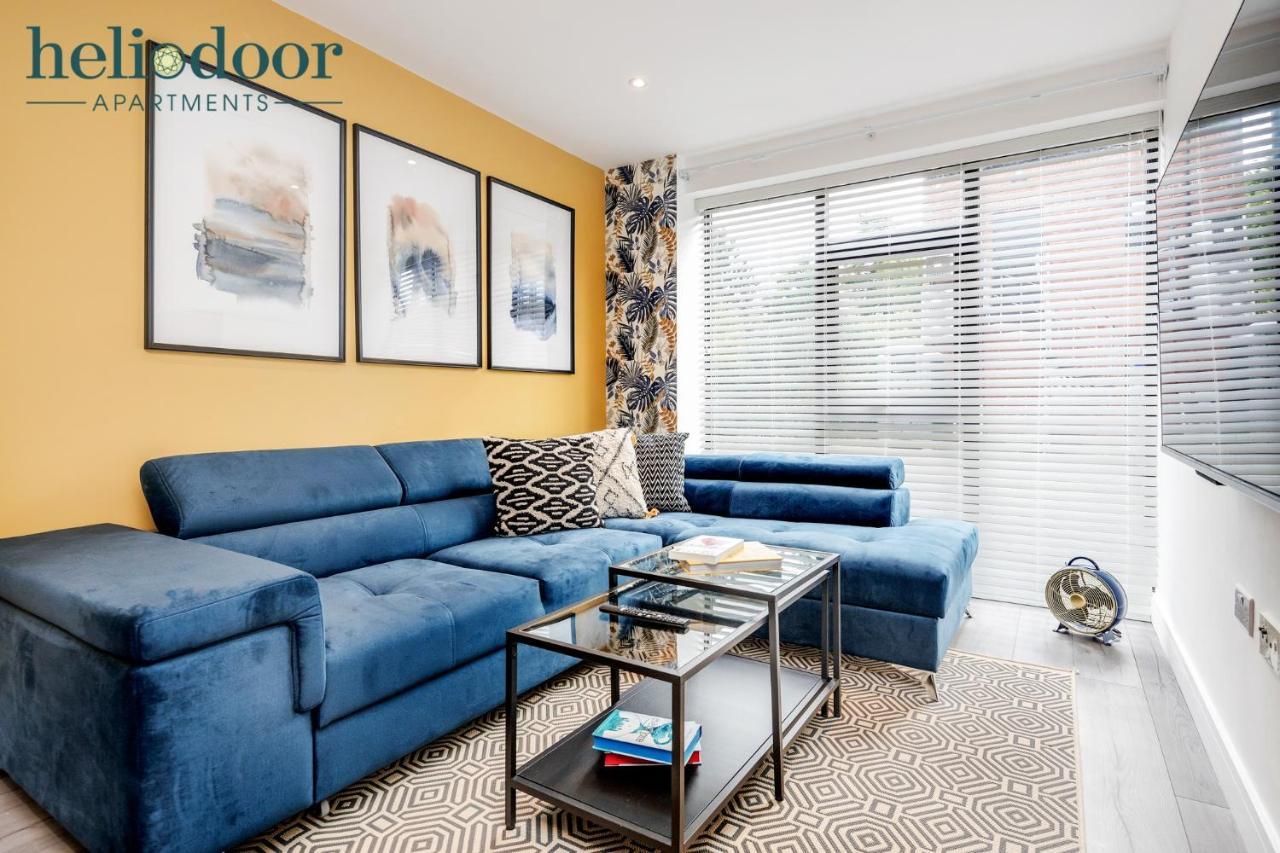 Milton Keynes Apartments, Sleeps Up To 5, Free Parking, Free Wifi & Movies, 7 Mins Drive To Milton Keynes Central Station For Direct Trains To London & The North Ngoại thất bức ảnh