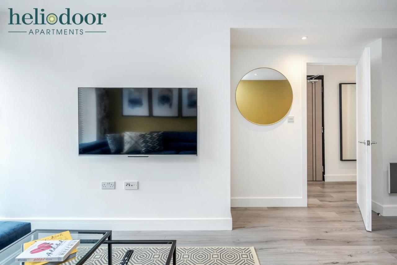 Milton Keynes Apartments, Sleeps Up To 5, Free Parking, Free Wifi & Movies, 7 Mins Drive To Milton Keynes Central Station For Direct Trains To London & The North Ngoại thất bức ảnh