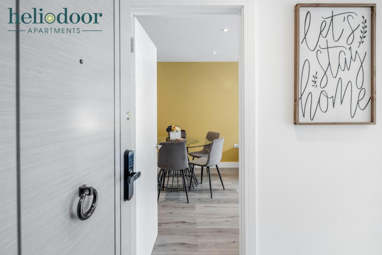 Milton Keynes Apartments, Sleeps Up To 5, Free Parking, Free Wifi & Movies, 7 Mins Drive To Milton Keynes Central Station For Direct Trains To London & The North Ngoại thất bức ảnh