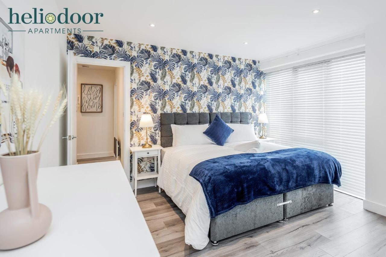Milton Keynes Apartments, Sleeps Up To 5, Free Parking, Free Wifi & Movies, 7 Mins Drive To Milton Keynes Central Station For Direct Trains To London & The North Ngoại thất bức ảnh