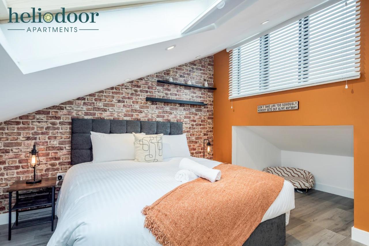 Milton Keynes Apartments, Sleeps Up To 5, Free Parking, Free Wifi & Movies, 7 Mins Drive To Milton Keynes Central Station For Direct Trains To London & The North Ngoại thất bức ảnh