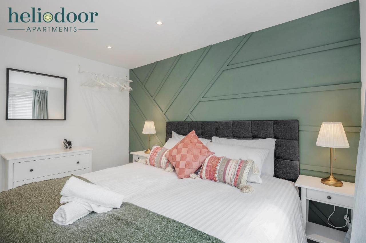 Milton Keynes Apartments, Sleeps Up To 5, Free Parking, Free Wifi & Movies, 7 Mins Drive To Milton Keynes Central Station For Direct Trains To London & The North Ngoại thất bức ảnh