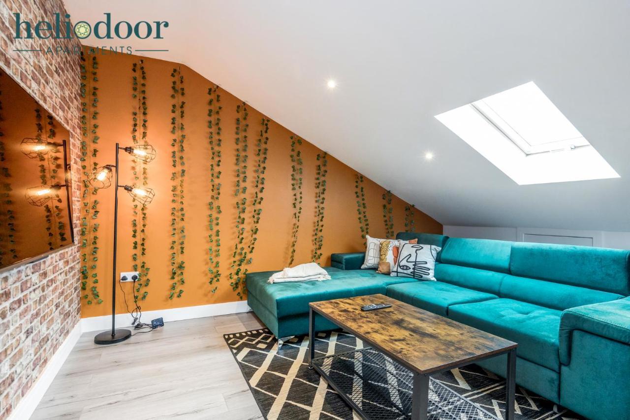 Milton Keynes Apartments, Sleeps Up To 5, Free Parking, Free Wifi & Movies, 7 Mins Drive To Milton Keynes Central Station For Direct Trains To London & The North Ngoại thất bức ảnh